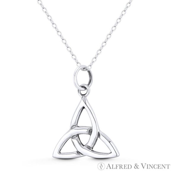 Trinity-Knot / Triquetra Celtic Charm Pendant in Oxidized .925 Sterling Silver - Picture 1 of 1